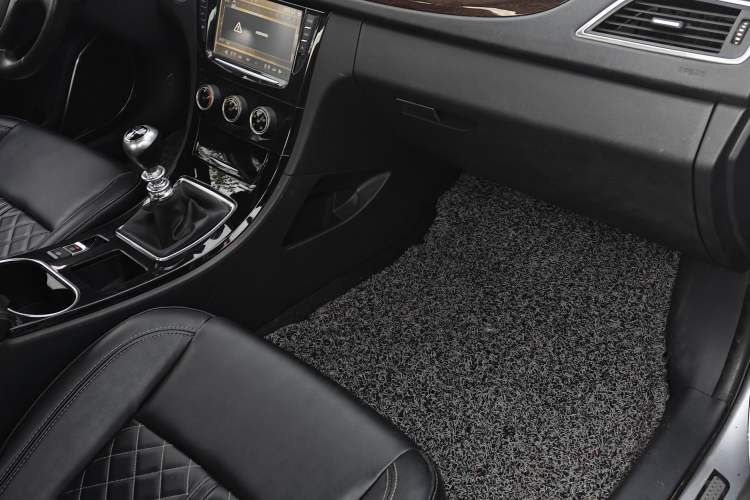 Used Zotye Z500 2015 1.5T Manual Luxury Model
