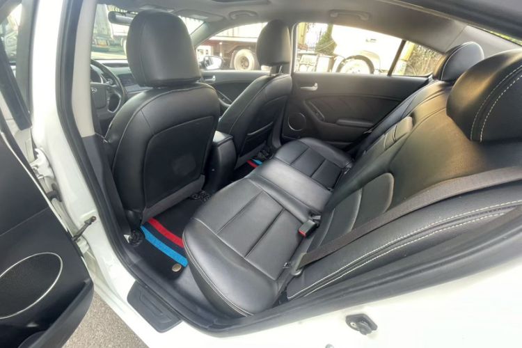 Used Kia K3 2016 1.6L Automatic GLS
