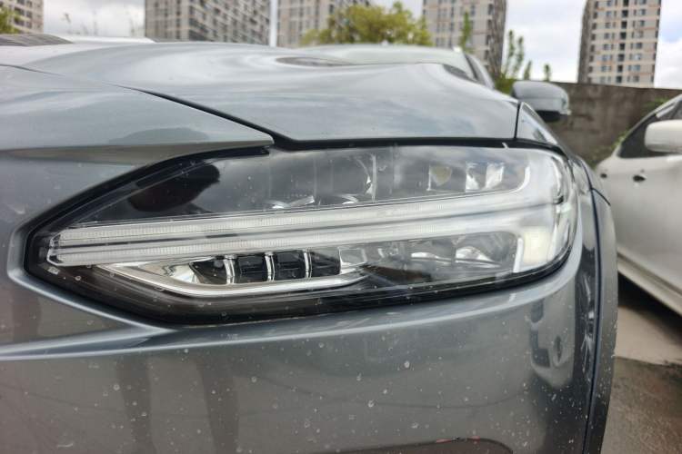 Used Volvo V90 2019 Cross Country T5 AWD Smart Range Version China V Standard