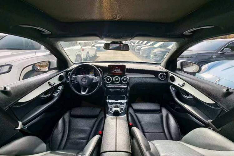 Used Mercedes-Benz GLC 2017 GLC 200 4MATIC
