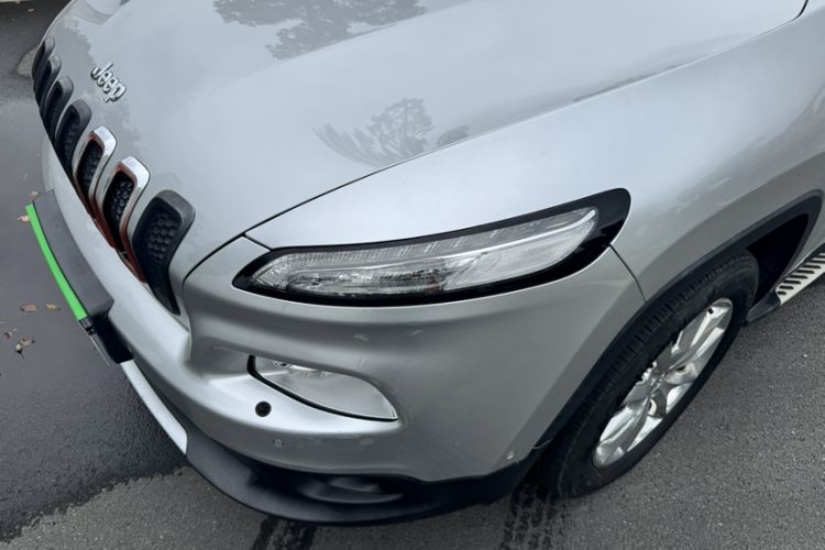 Used Jeep Cherokee 2016 2.4L Superior Edition