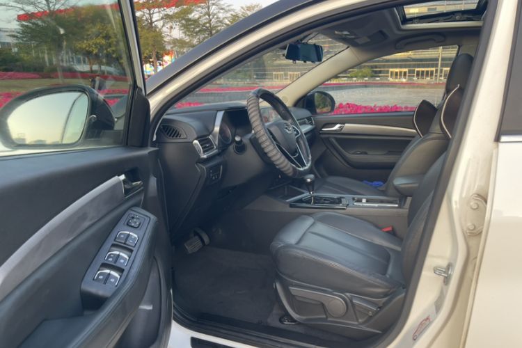 Used Soueast DX5 2019 1.5T CVT Luxury Model
