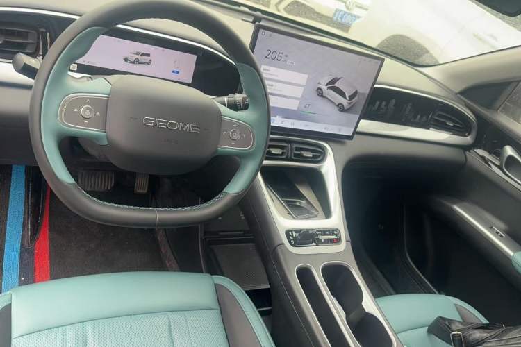 Used Geely Galaxy Geome 2025 UP 410km Exploration+ Edition Interior 2