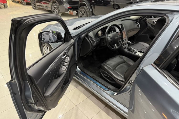 Used Infiniti Q50 2014 2.0T Luxury Edition