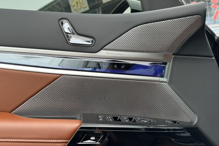 Used BMW 7 Series 2023 Restyled 740Li Luxury Edition M Sport Package