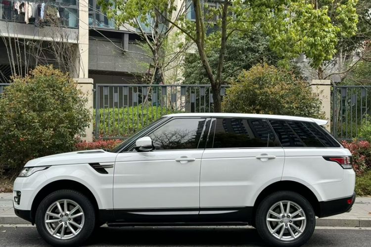 Used Land Rover Range Sport 2016 3.0 SC V6 SE Exterior 2