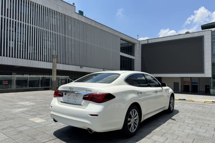 Used Infiniti Q70 2019 Q70L 2.0T Elite Edition
