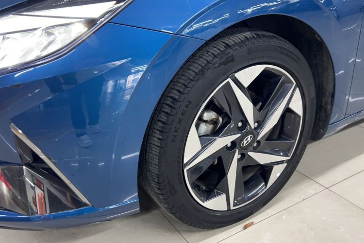 Used Hyundai Elantra 2022 1.5L CVT LUX Prestige Edition Exterior 5