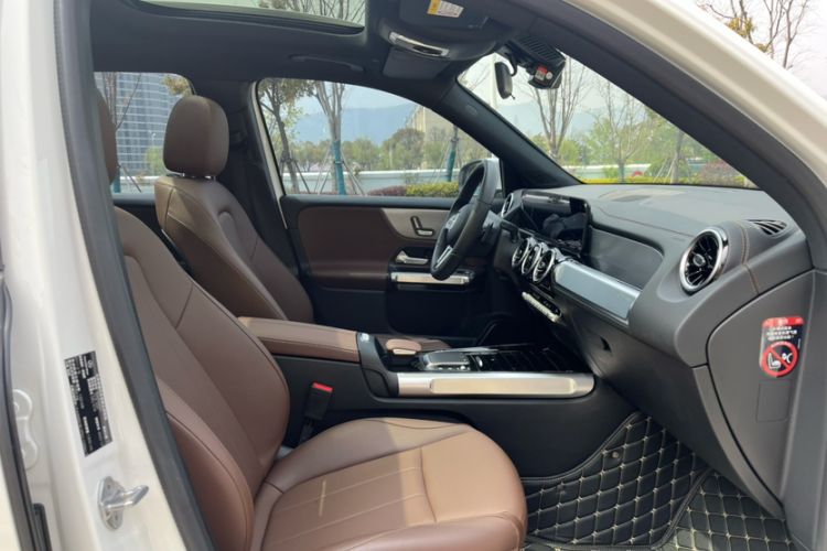 Used Mercedes-Benz GLB 2023 GLB 200 Dynamic Edition Interior 6