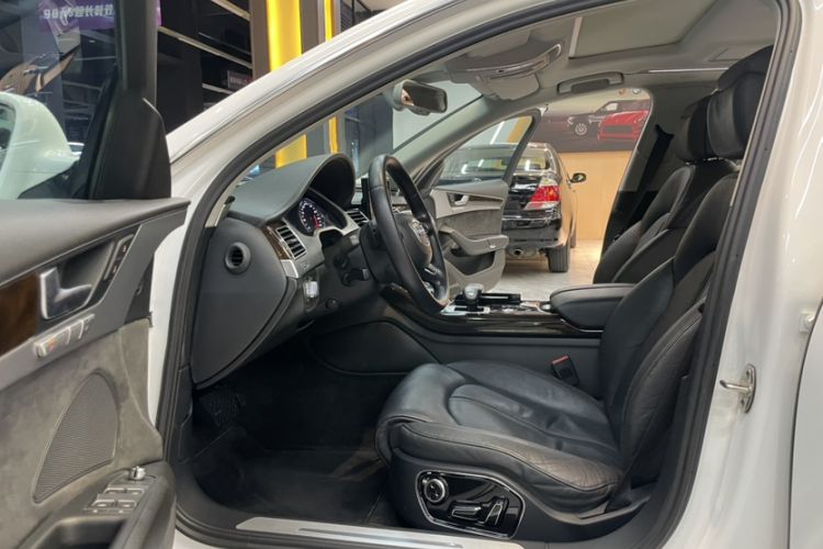 Used Audi A8 2014 A8L 45 TFSI quattro Comfort model
