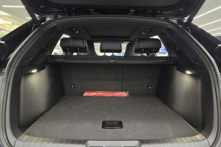 Used BYD Song PLUS New Energy 2021 DM-i 51KM Prestige Model Interior 6