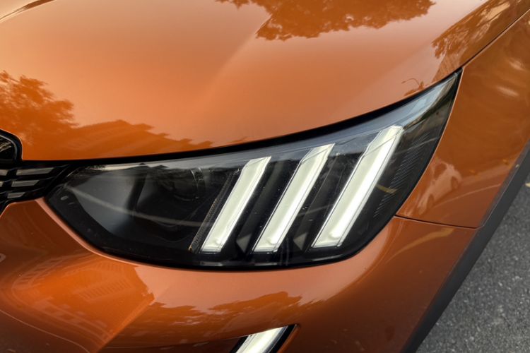 Used Peugeot 2008 2022 230THP THE ONE Left Front Headlight