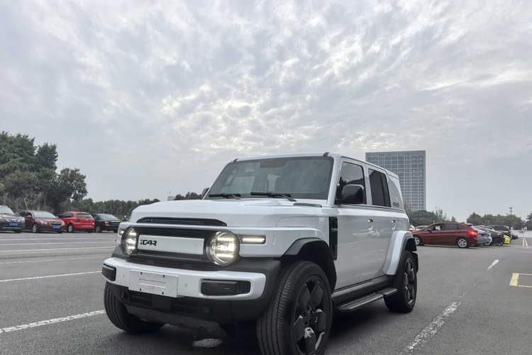 Used iCAR V23 2025 501 Four-Wheel Drive Advanced Version