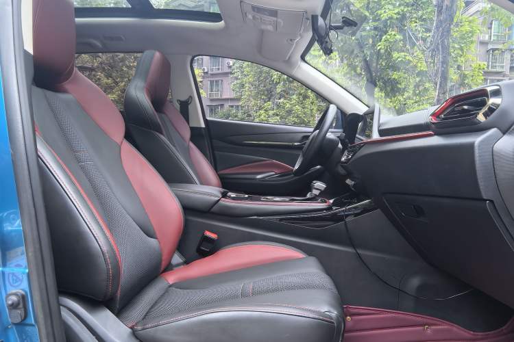 Used CHANGAN OSHAN X5 2021 1.5T DCT Prestige Edition Right Front Seat