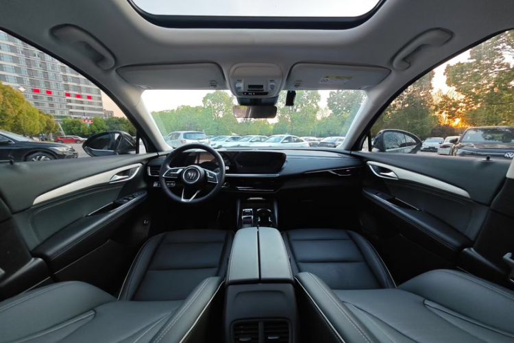 Used Buick Envision 2025 Encore Plus 28T All-Wheel-Drive Platinum Edition