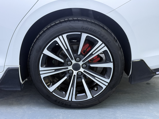 Geely Auto Preface 2025 Dongfang Yao 2.0TD Lanxing Edition — снимка 10