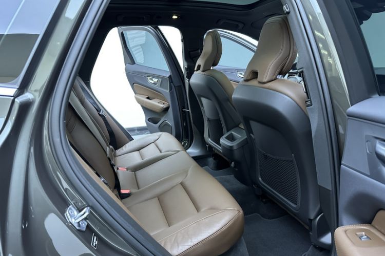 Used Volvo XC60 2022 B5 4x4 Zhiyi Luxury Edition