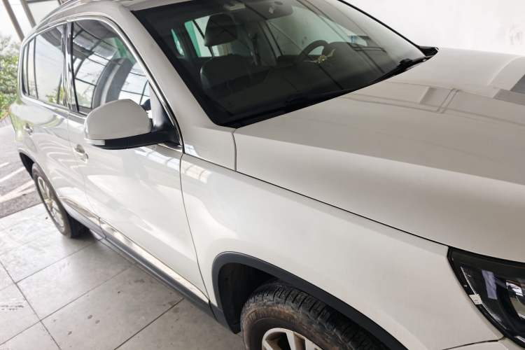 Used Volkswagen Tiguan 2016 300TSI Automatic Two-Wheel Drive Trend Edition Exterior 4