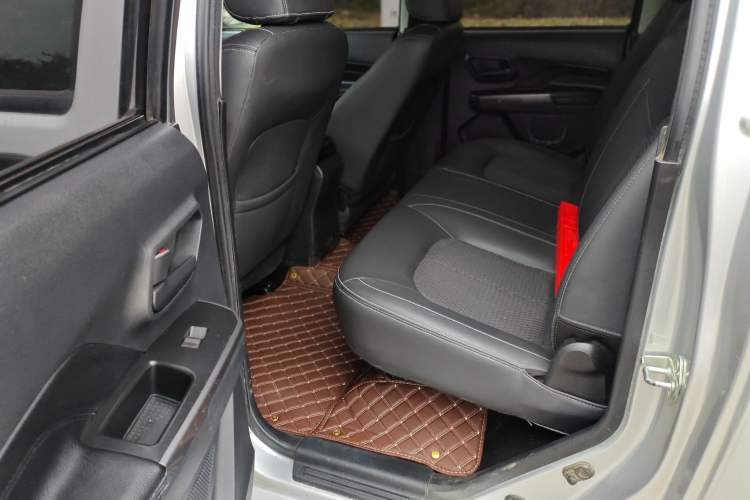 Used Great Wall Wingle 5 2021 1.5T Two-Wheel Drive "Dry Meal" Edition Value Model with a 1680mm Cargo Bed Equipped with GW4G15K Engine