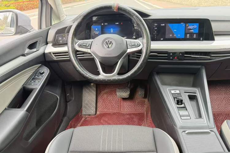 Used Volkswagen Golf 2021 280TSI DSG Pro Interior 3