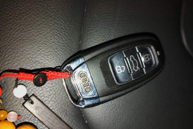 Used Audi A4L 2015 35 TFSI Automatic Comfort Model Exterior 8