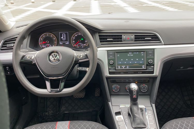 Used Volkswagen Lamando 2021 230TSI DSG Fashion Edition
