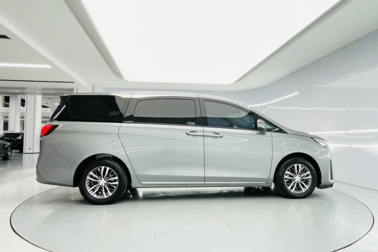 Used Buick GL8 2023 ES Lu Zun Comfort Model
