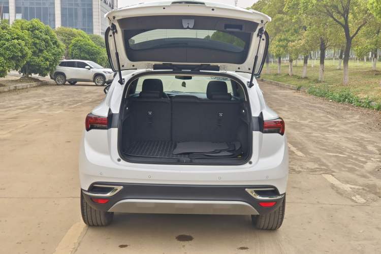 Used Buick Envision 2022 Encore S 552T Two-Wheel-Drive Luxury Model
