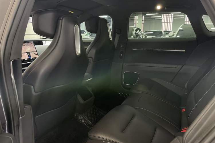 Used Avatr 12 2024 700 Three-Laser Rear-Wheel Drive Luxury Edition
