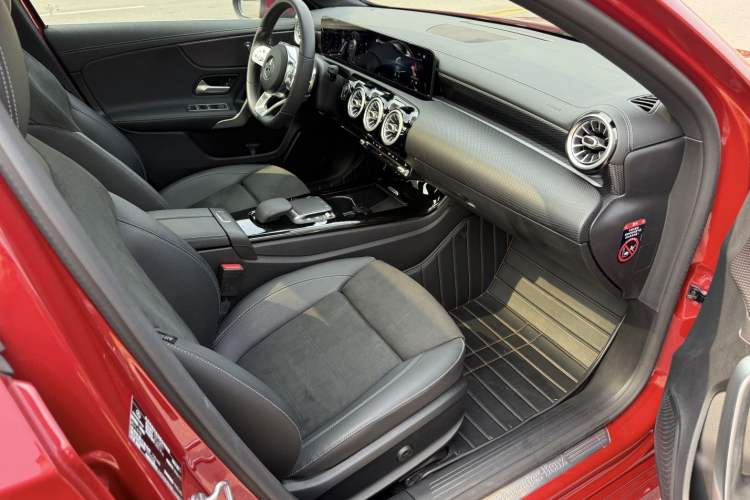 Used Mercedes-Benz A-Class 2020 Restyled A 200 L Sport Sedan Fashion Version