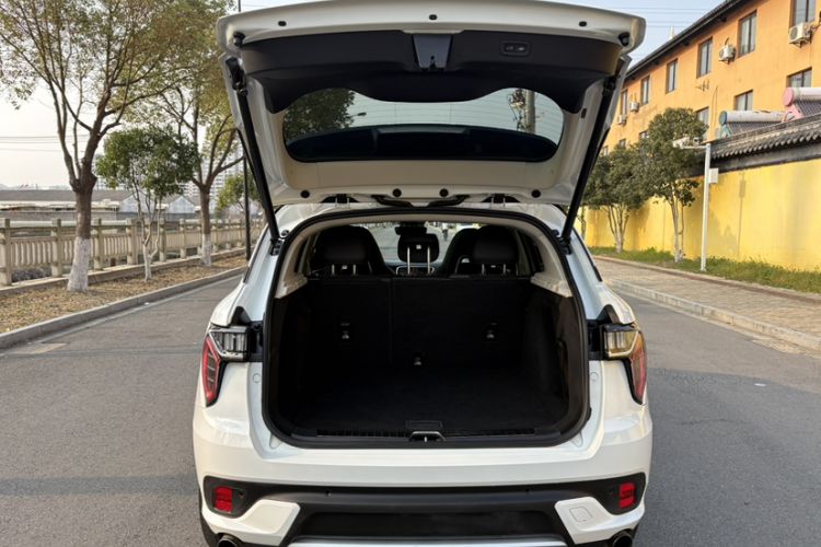 Used Lynk & Co 01 EM-P 2018 1.5T PHEV JingPro National Emission Standard V