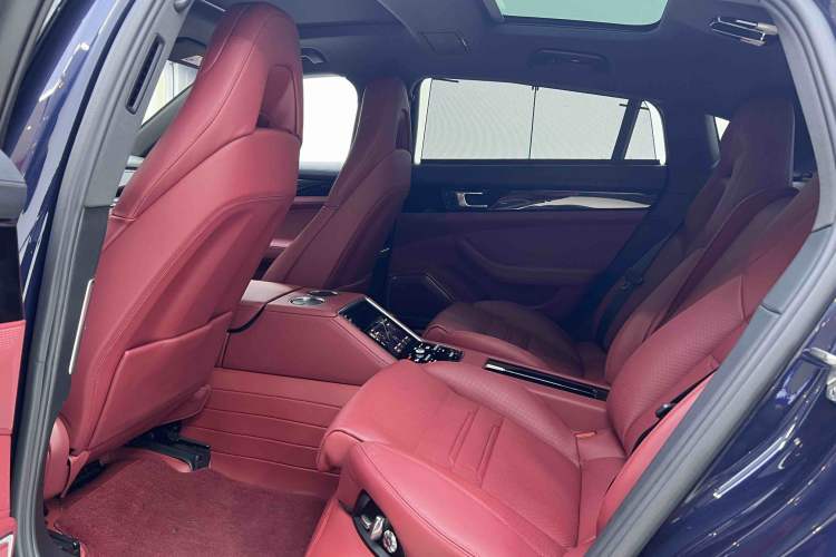 Used Porsche Panamera 2021 Panamera 4 Executive Long Wheelbase 2.9T Interior 6