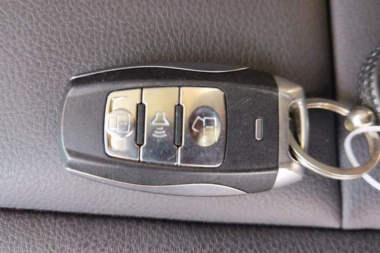 Used Haval H6 Coupe 2016 Blue Label Diesel 2.0T Manual Two-Wheel Drive Urban Model China IV Standard