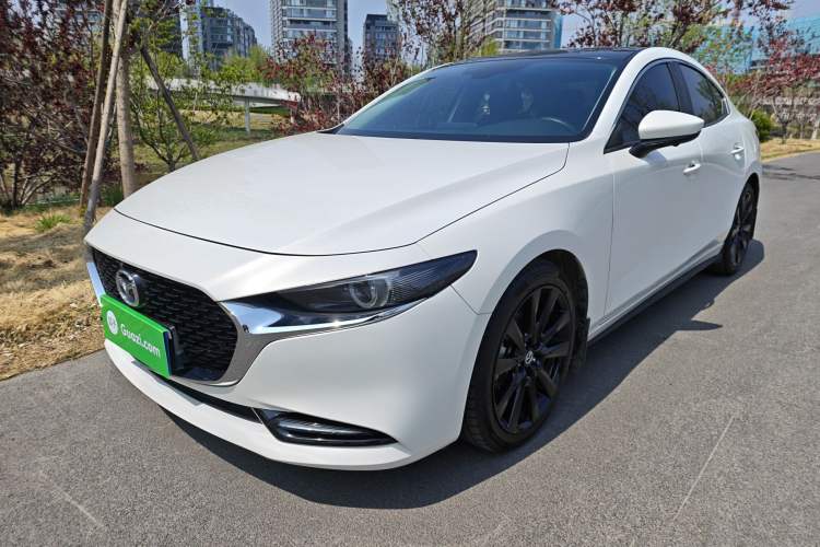 Used Mazda 3 Axela 2021 2.0L Automatic Zhiyao Edition Front Left 45 Deg