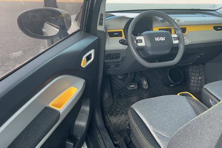 Used Chery New Energy QQ Ice Cream 2022 170km Sundae Phosphate Lithium-Ion