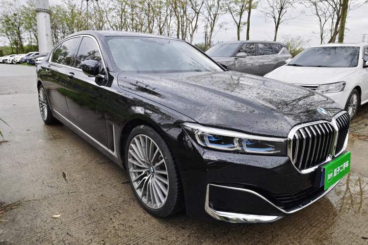 Used BMW 7 Series 2021 740Li Luxury Edition with Premium Package Exterior 2