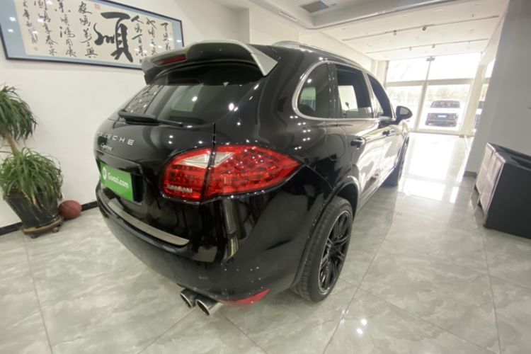 Used Porsche Cayenne 2014 Cayenne Platinum Edition 3.0T
