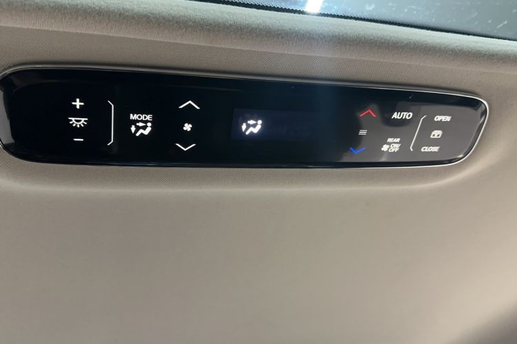 Used Honda Elysion 2016 2.4L Style Edition