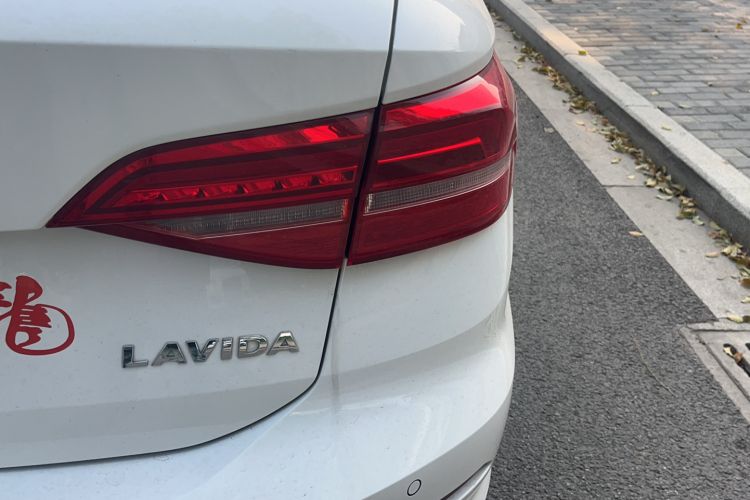 Used Volkswagen Lavida 2019 1.5L Automatic Comfort Edition China VI Standard