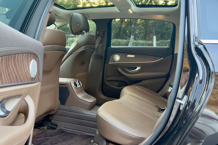 Used Mercedes-Benz E-Class 2023 Updated E 300 L Fashion Edition