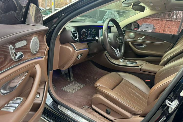 Used Mercedes-Benz E-Class 2020 E 260 L
