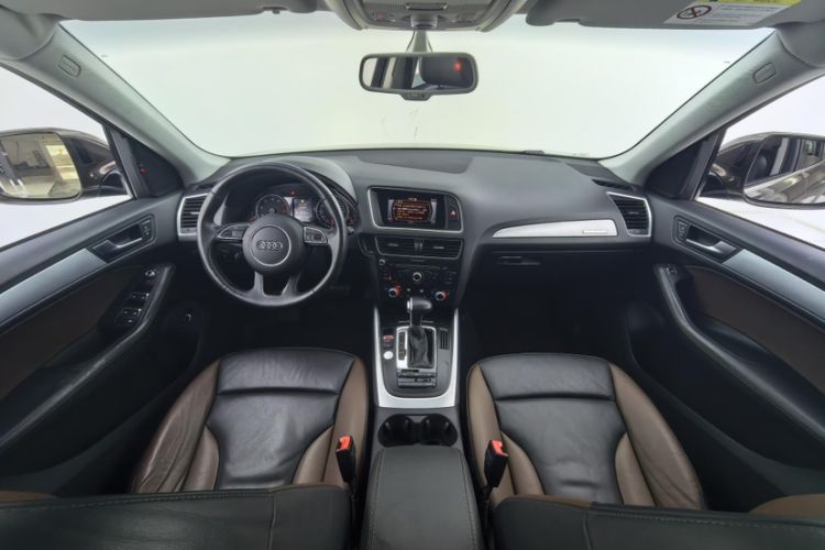 Used Audi Q5 2017 Plus 40 TFSI Technology Model