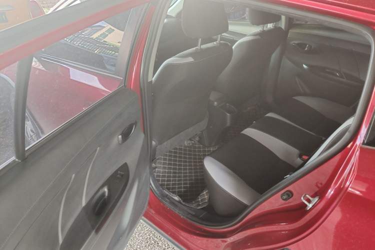 Used Toyota YARiS L Zhi Xuan 2021 X-Trail 1.5L CVT Leading Edition
