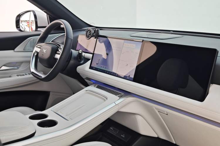 Used XPeng G9 2022 570 Pro
