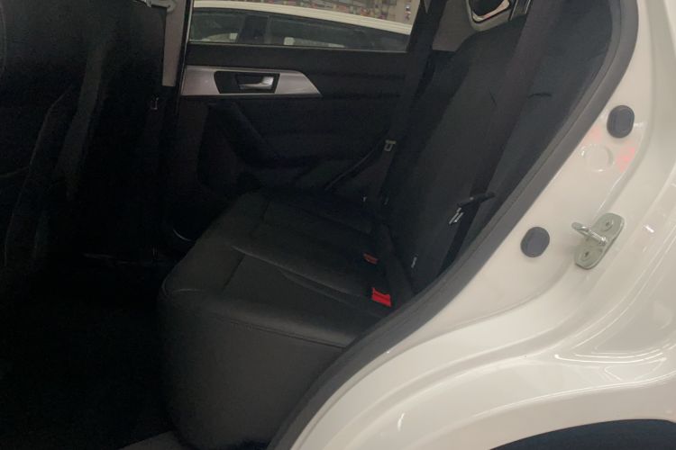 Used Haval H2 2018 Chuanxiang Edition Red Badge 1.5T Manual Two-Wheel Drive Fashionable Model