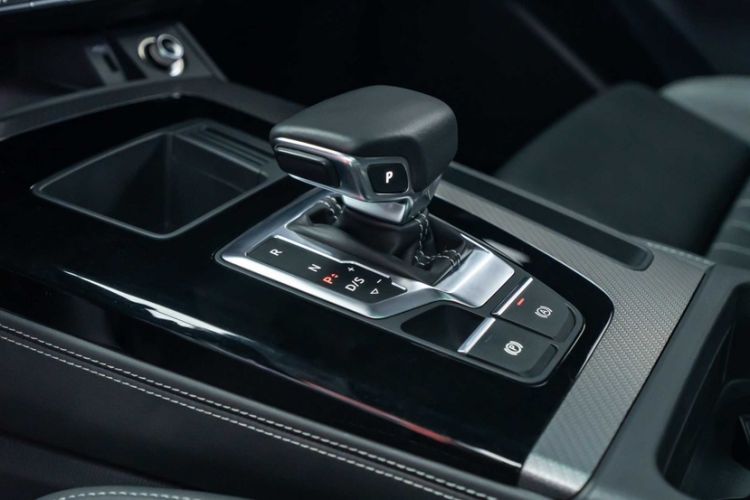 Used Audi Q5L 2024 40 TFSI Luxury Dynamic Edition Interior 4