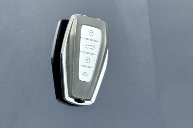 Used Geely Auto Emgrand 2022 4th Generation 1.5L CVT Flagship Model