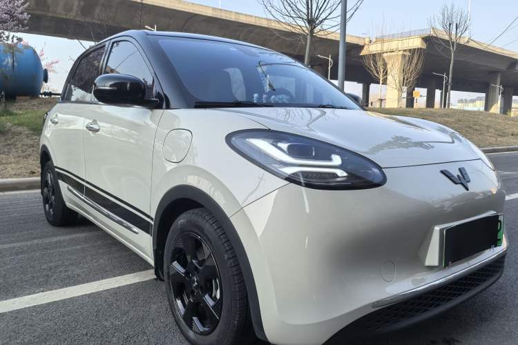 Used Wuling Bingo 2023 410 km Lingxi Deluxe Edition
