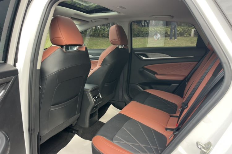 Used CHANGAN Eado 2022 PLUS Blue Whale NE 1.4T GDI DCT Prestige Edition
