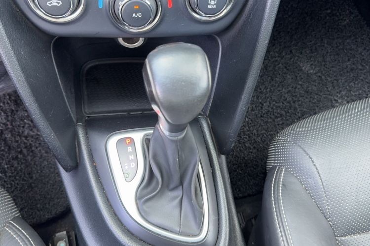 Used Fiat Viaggio 2012 1.4T Automatic Jingxiang Edition Gear Lever